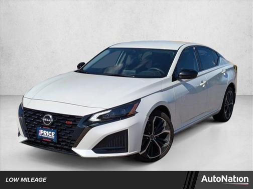 2023 Nissan Altima SR Intelligent AWD