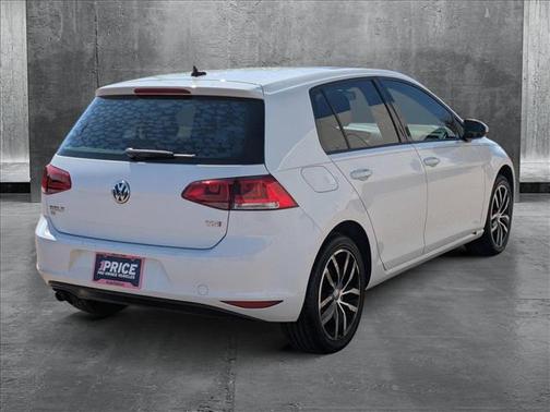 2016 Volkswagen Golf TSI SE 4-Door