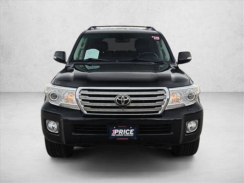 2015 Toyota Land Cruiser Base
