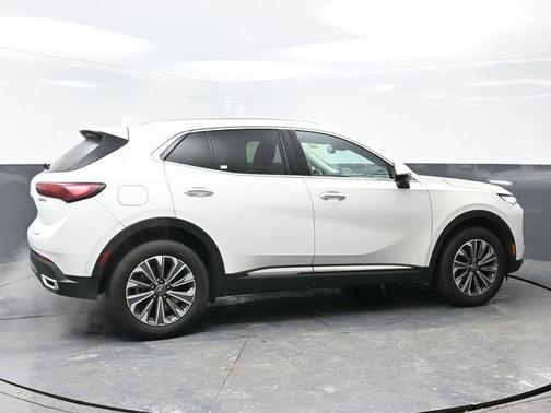 Summit White 2024 Buick Envision Preferred