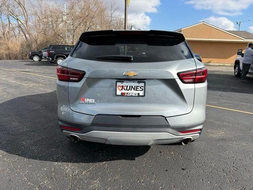 Sterling Gray Metallic 2025 Chevrolet Blazer LT