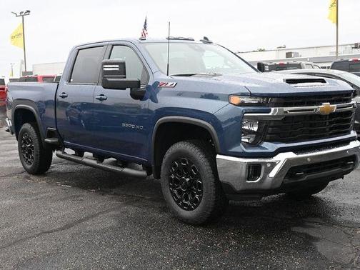 2026 Chevrolet Silverado 3500 LT