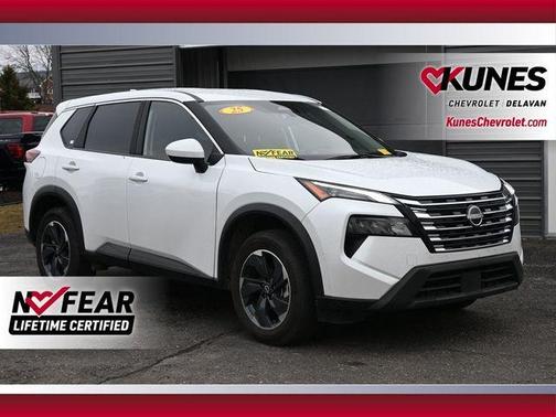 2025 Nissan Rogue SV