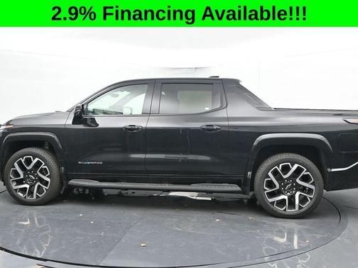 2025 Chevrolet Silverado EV RST