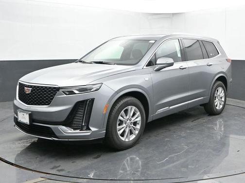 2025 Cadillac XT6 Luxury AWD