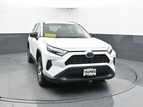 Ice 2024 Toyota RAV4 Hybrid LE