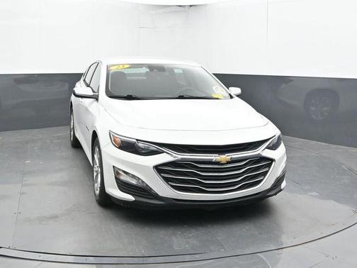 Summit White 2023 Chevrolet Malibu LT