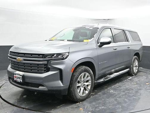 2023 Chevrolet Suburban Premier