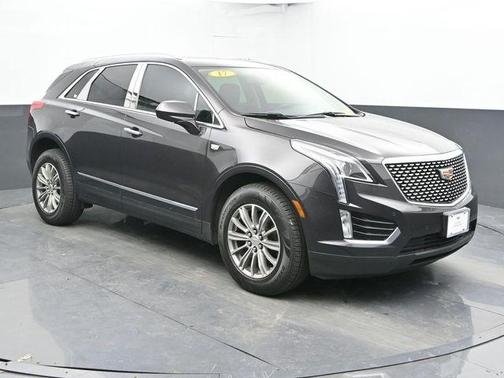 Dark Granite Metallic 2017 Cadillac XT5 Luxury