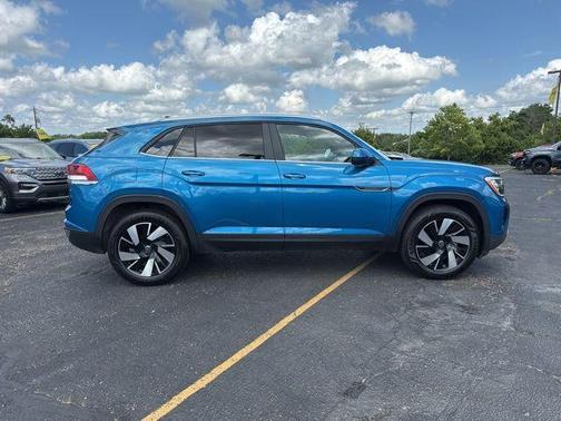 2024 Volkswagen Atlas Cross Sport 2.0T SE w/Technology