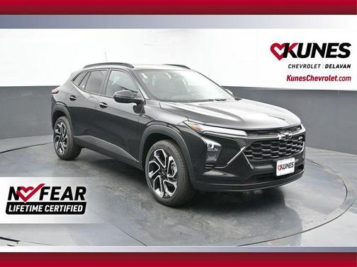 Mosaic Black Metallic 2026 Chevrolet Trax 2RS