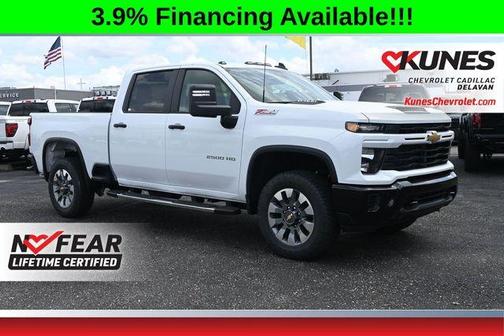 Summit White 2026 Chevrolet Silverado 2500 Custom
