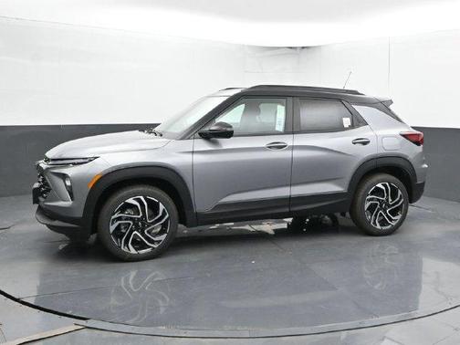 Sterling Gray Metallic 2026 Chevrolet Trailblazer RS