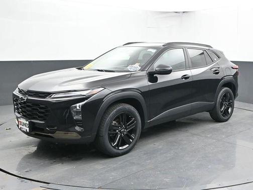 Mosaic Black Metallic 2024 Chevrolet Trax ACTIV