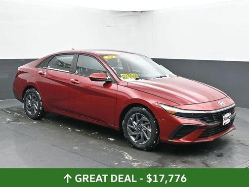 2024 Hyundai ELANTRA SEL