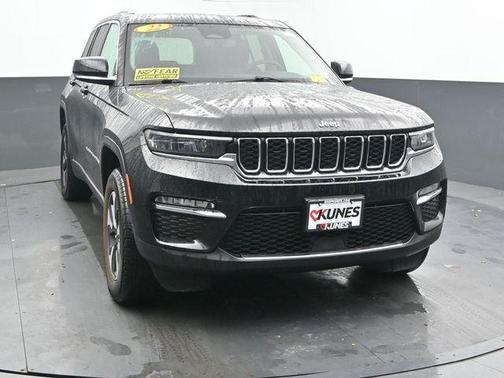 2022 Jeep Grand Cherokee 4xe Base