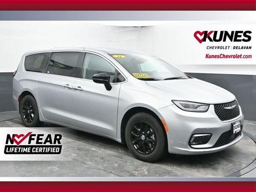 2024 Chrysler Pacifica Touring-L