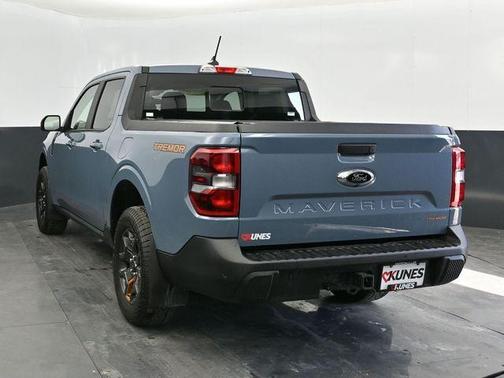 Azure Gray Metallic 2024 Ford Maverick Lariat