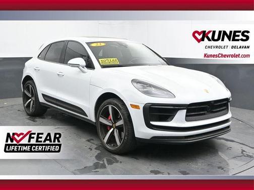 White 2023 Porsche Macan S