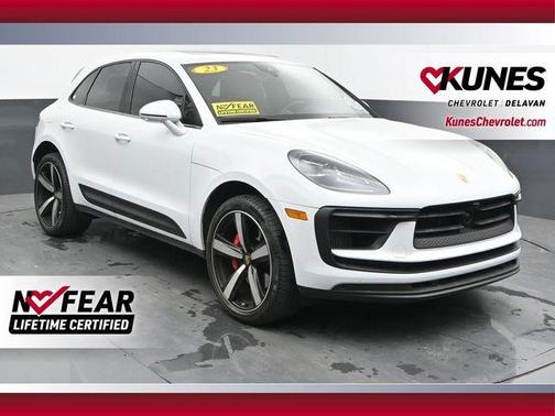 White 2023 Porsche Macan S