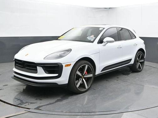 White 2023 Porsche Macan S