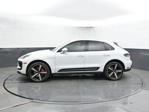 White 2023 Porsche Macan S