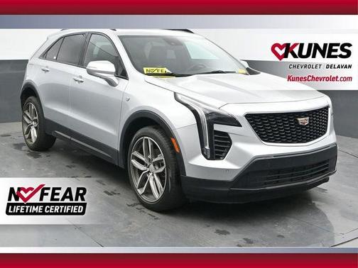 Radiant Silver Metallic 2022 Cadillac XT4 Sport