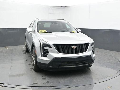Radiant Silver Metallic 2022 Cadillac XT4 Sport