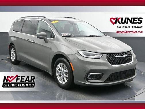 2022 Chrysler Pacifica Touring-L