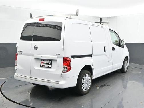 2018 Nissan NV200 SV