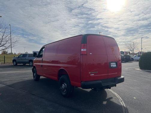 2025 Chevrolet Express 3500 Work Van