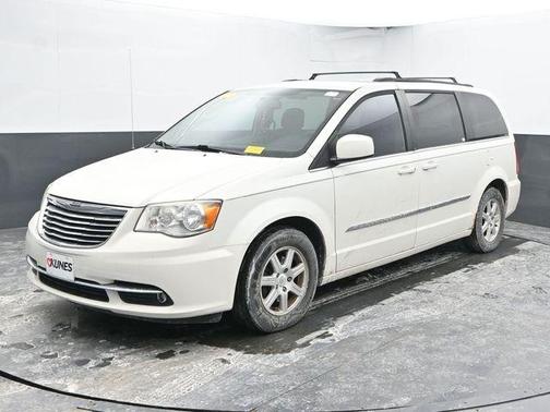 2012 Chrysler Town & Country Touring