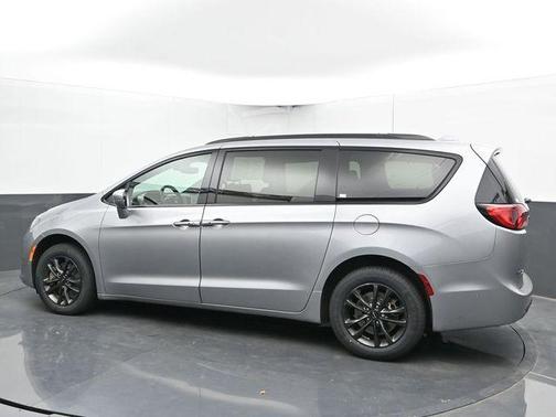 2020 Chrysler Pacifica Launch Edition