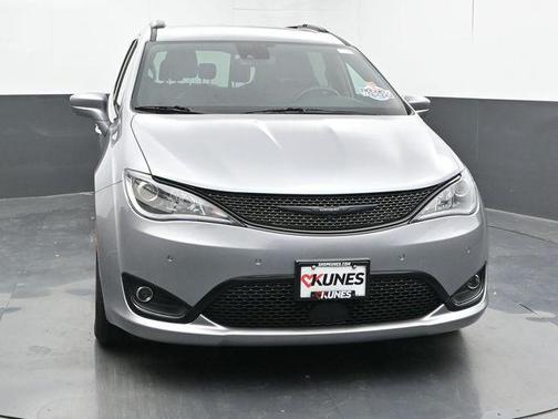 2020 Chrysler Pacifica Launch Edition