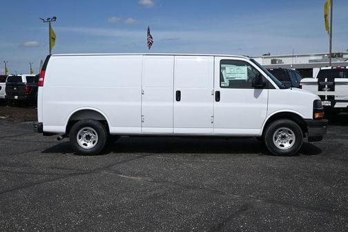 Summit White 2026 Chevrolet Express 2500 Work Van