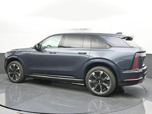 2025 Cadillac Escalade IQ Sport 2