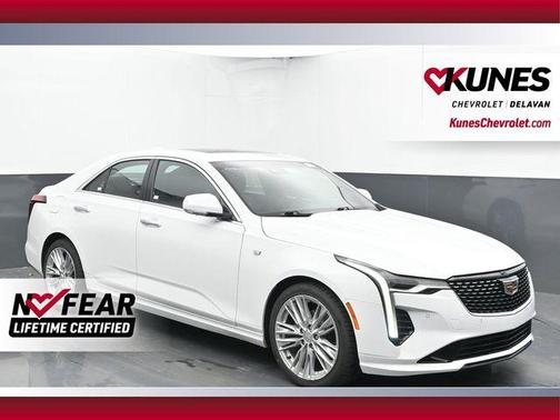 2023 Cadillac CT4 Premium Luxury