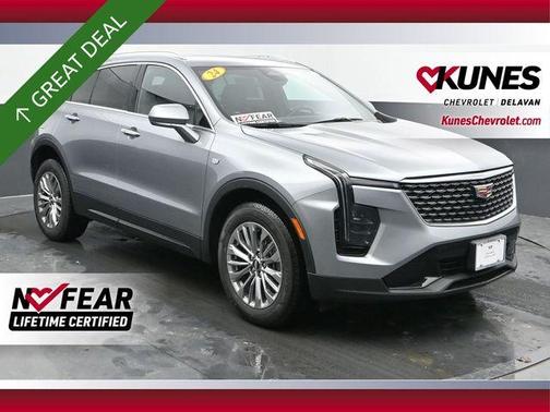 2024 Cadillac XT4 Premium Luxury