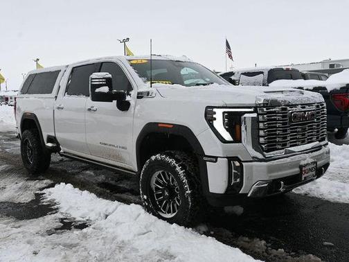 2024 GMC Sierra 2500 Denali