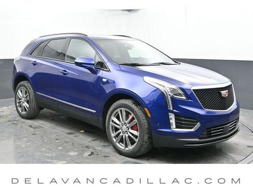 2025 Cadillac XT5 Sport