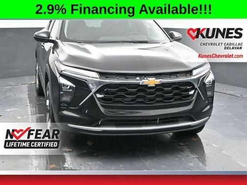 Mosaic Black Metallic 2026 Chevrolet Trax LT