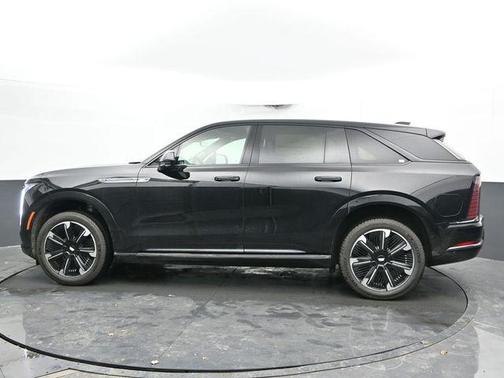 2025 Cadillac Escalade IQ Sport 2