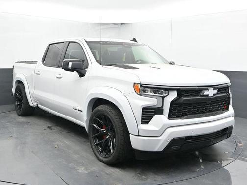 Summit White 2026 Chevrolet Silverado 1500 RST