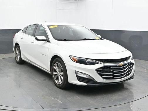Summit White 2023 Chevrolet Malibu LT