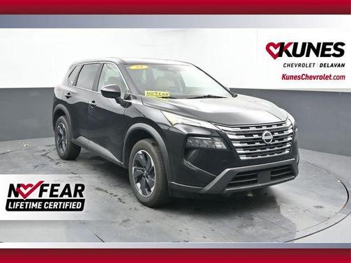 Super Black 2025 Nissan Rogue SV