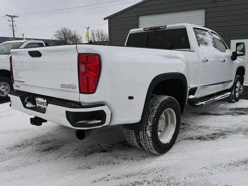 2024 Chevrolet Silverado 3500 High Country
