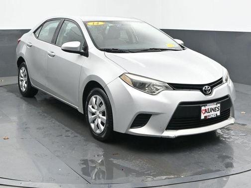 Classic Silver Metallic 2014 Toyota Corolla LE