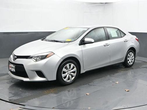 Classic Silver Metallic 2014 Toyota Corolla LE