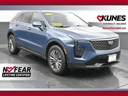 2025 Cadillac XT4 Premium Luxury