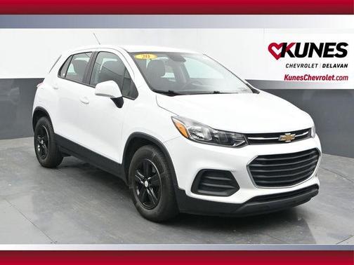 Summit White 2020 Chevrolet Trax LS